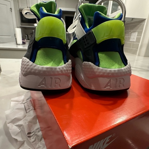 Nike Air Huarache Scream Green Size11 - Picture 2 of 5